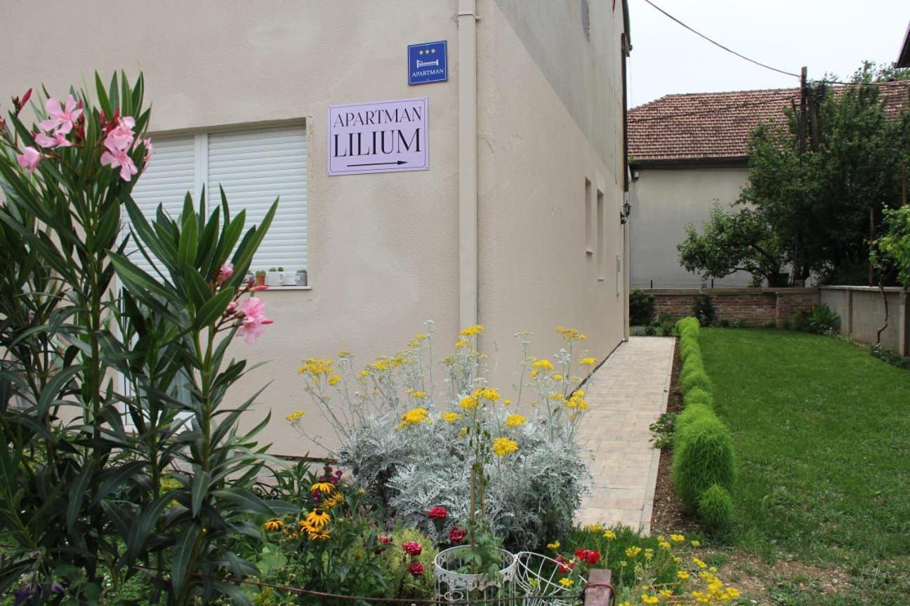 Apartman Lilium Knin Exterior foto